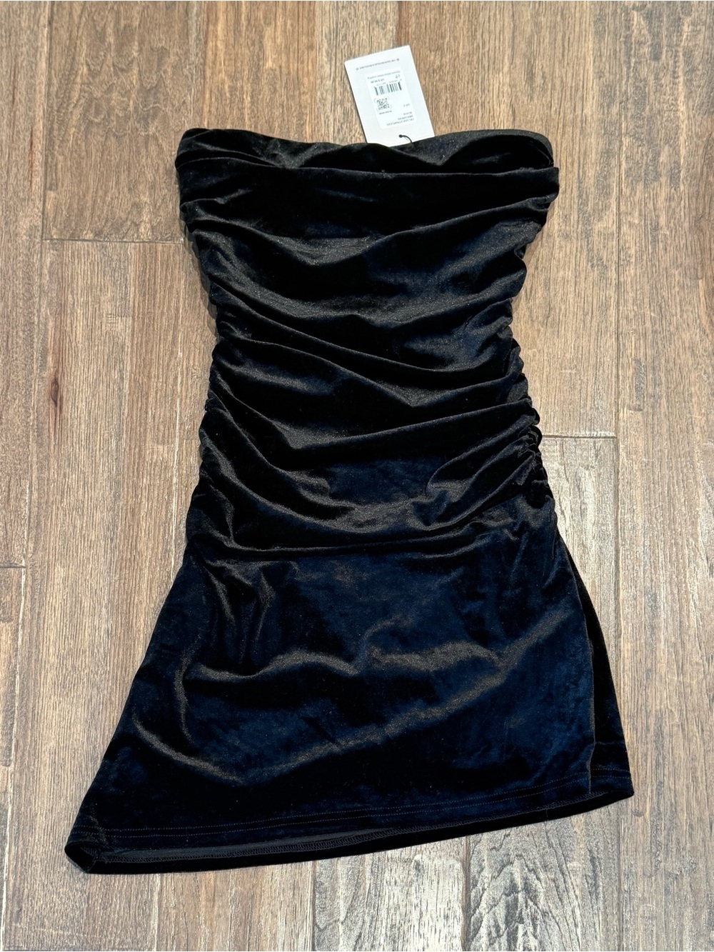 NEW WITH TAGS Princess Polly size 2 black velour mini dress.